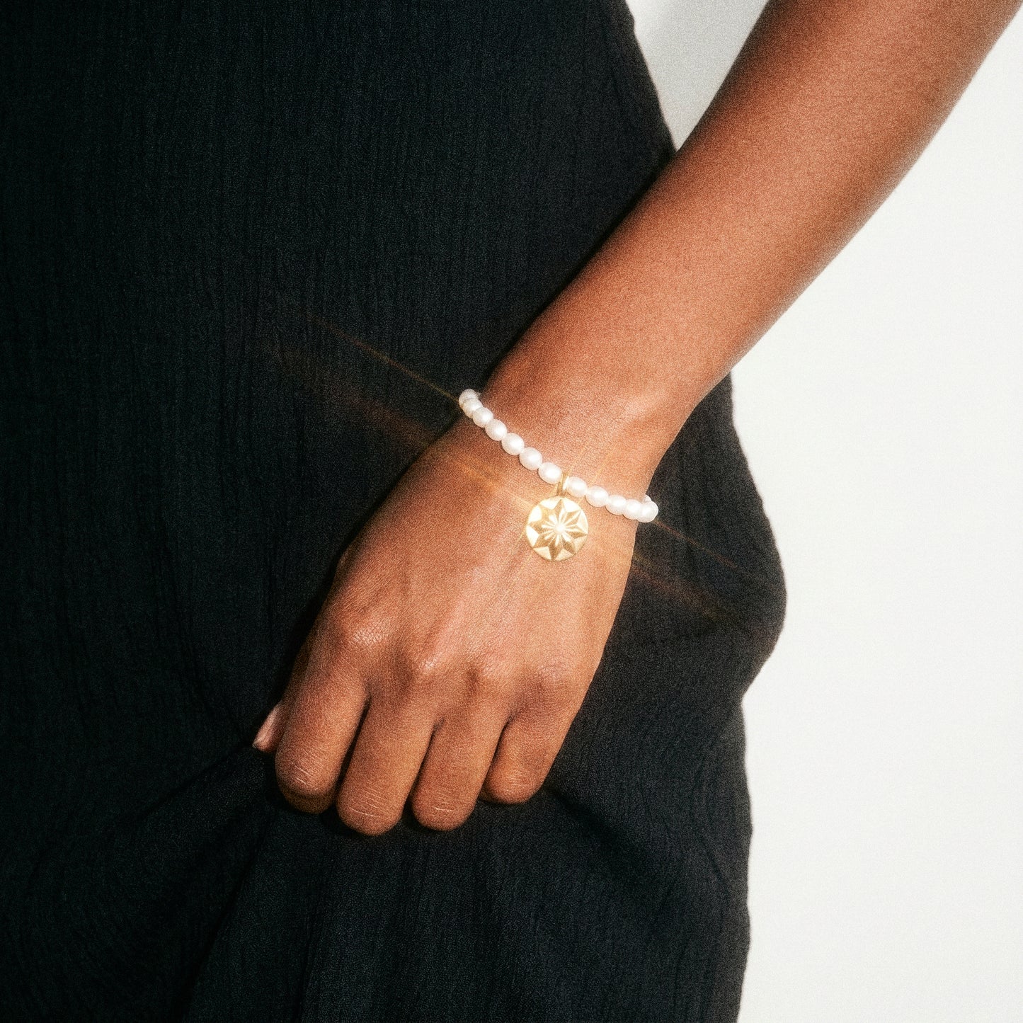Oona Pearl Bracelet 18ct Gold Plated